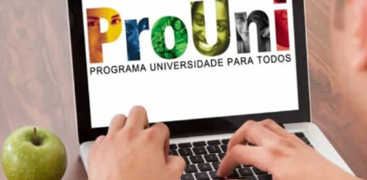 プロユニ 2021 - 大学への入学方法